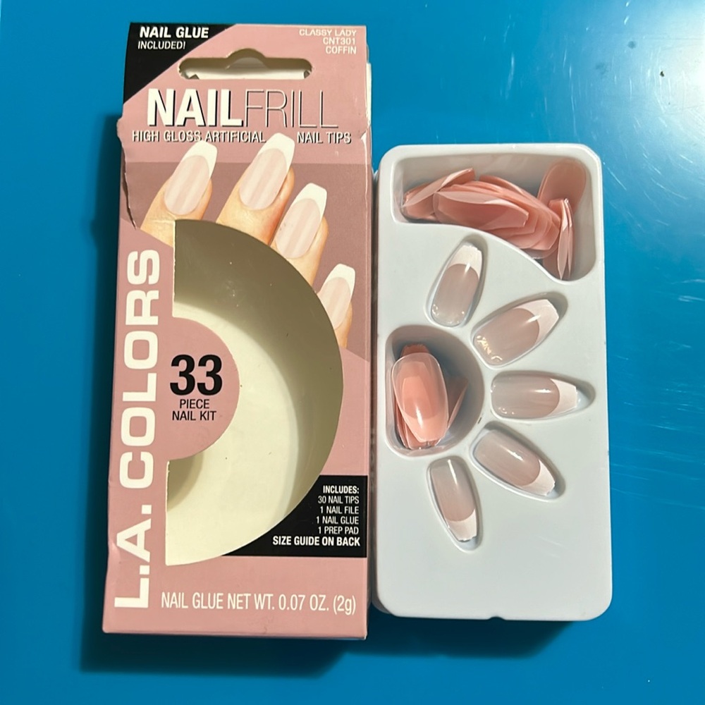LA Colors Press On nails French Tip